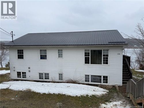 126 Richmond St, Woodstock, NB, E7M2P2 | Card Image