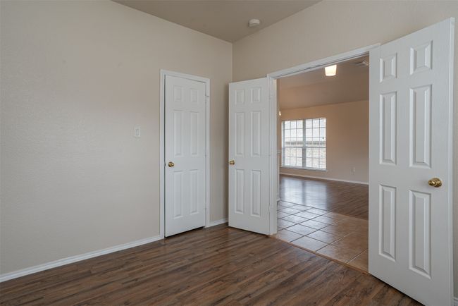4th Bedroom/Office | Image 8