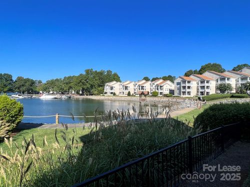 1140 Torrence Cir, Davidson, NC, 28036-9410 | Card Image