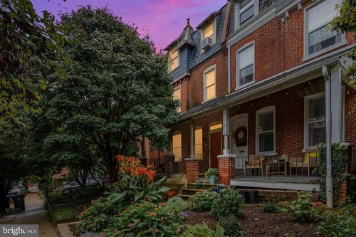 1008 W 9th St, WILMINGTON, DE, 19806-4616 | Card Image