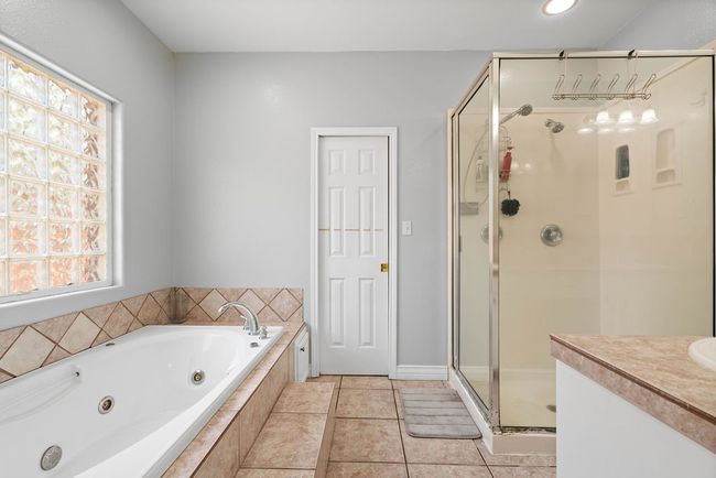 2214 N Mccampbell St, House other with 3 bedrooms, 3 bathrooms and null parking in Aransas Pass TX | Image 17