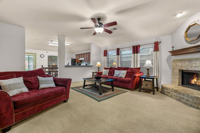 1092 Grand National Blvd, House other with 3 bedrooms, 2 bathrooms and null parking in Fort Worth TX | Image 14