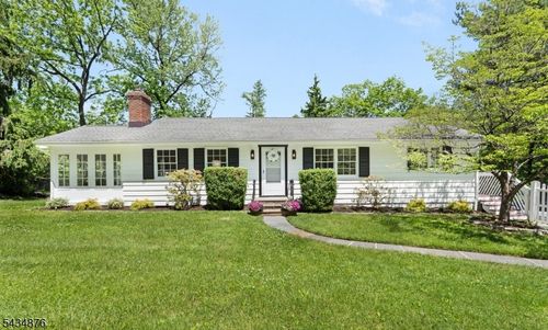 109 Anderson Hill Rd, Bernardsville, NJ, 07924-1830 | Card Image