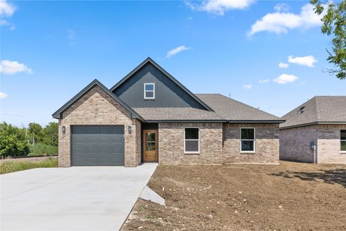 98 Arthur Ave, Mcgregor, TX, 76657 | Card Image