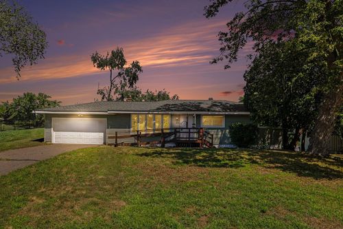 217 Dawn Ave, Shoreview, MN, 55126-6242 | Card Image