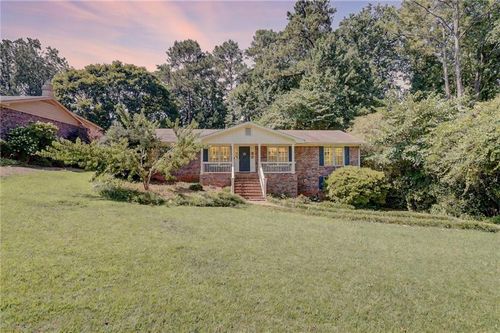 90 Vanya Ln Se, Smyrna, GA, 30082-3162 | Card Image