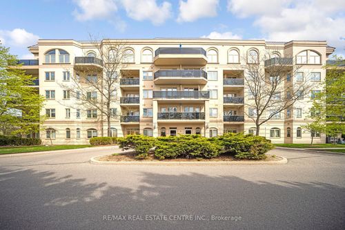 301-3 Dayspring Cir, Brampton, ON, L6P1B7 | Card Image