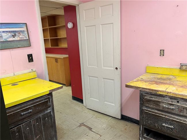 418 E State St, Home with 0 bedrooms, 0 bathrooms and 1 parking in Ithaca NY | Image 11