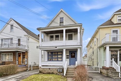 81 Philadelphia St, Buffalo, NY, 14207-1625 | Card Image