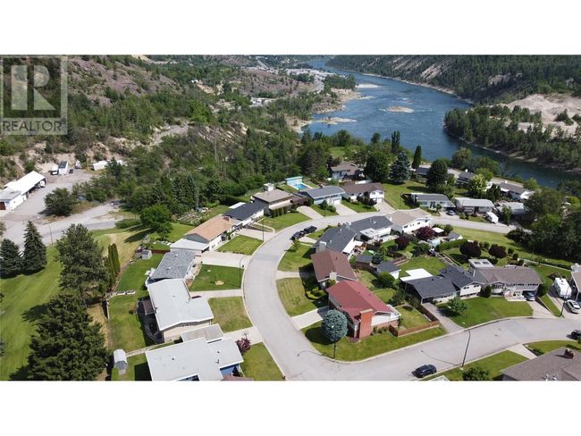 3900 Woodland Dr, House other with 3 bedrooms, 3 bathrooms and 3 parking in Trail BC | Image 52