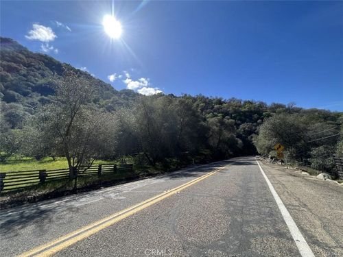 45580 Sierra Dr, Three Rivers, CA, 93271-9711 | Card Image