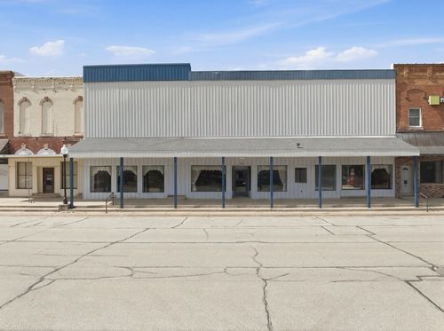 122 E Locust St, Fairbury, IL, 61739-1547 | Card Image