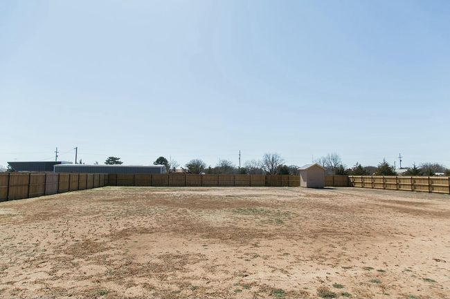 7211 W 12 Th St, House other with 3 bedrooms, 2 bathrooms and null parking in Plainview TX | Image 47