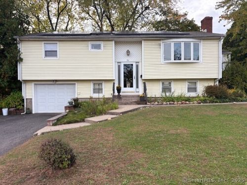 75 Azalea Dr, Middletown, CT, 06457-2018 | Card Image