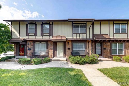 630 Rosetta Dr, Florissant, MO, 63031-6011 | Card Image