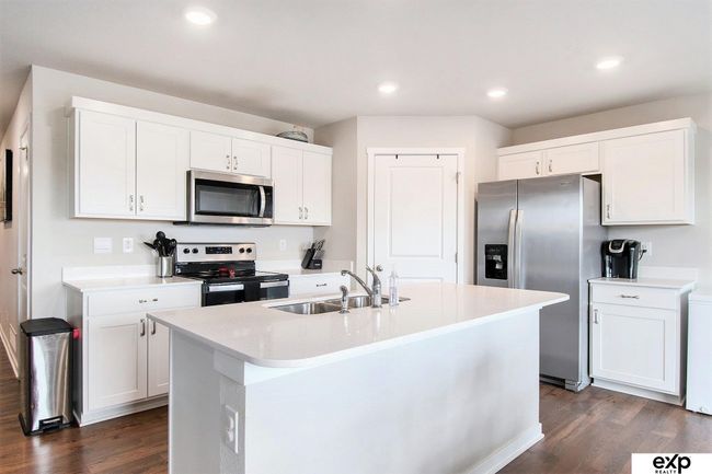 4517 Lawnwood Dr, House other with 4 bedrooms, 3 bathrooms and 3 parking in Bellevue NE | Image 11