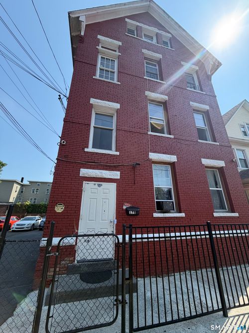 2-178 Clarence St, Bridgeport, CT, 06608-2263 | Card Image