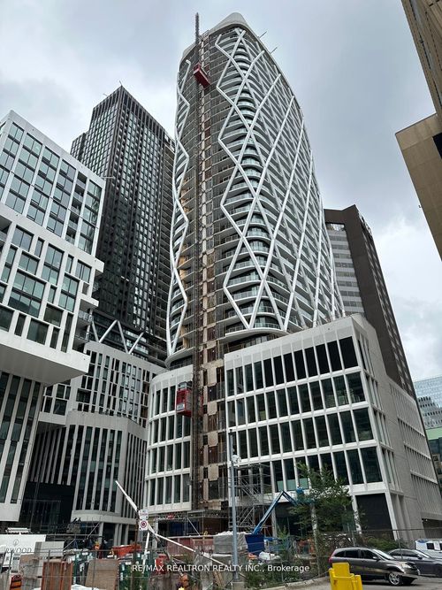 926-230 Simcoe St, Toronto, ON, M5T0G7 | Card Image