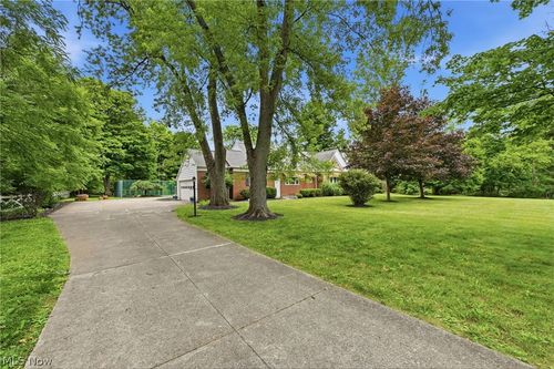 6975 Columbia Road, Olmsted Falls, OH, 44138 | Card Image