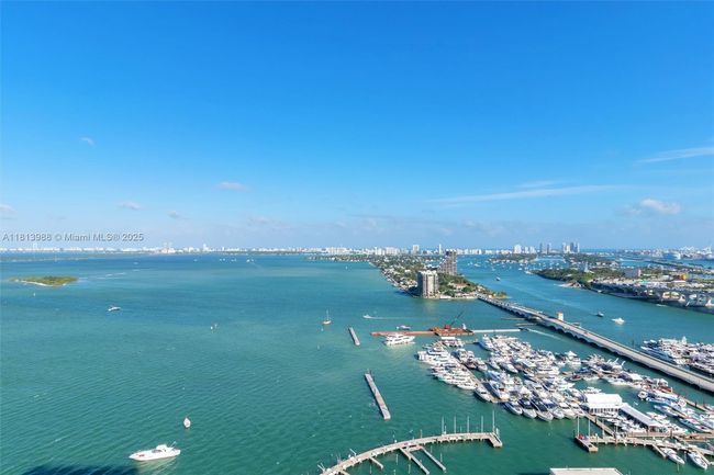 APT-3332 - 1717 N Bayshore Dr, Condo with 2 bedrooms, 2 bathrooms and null parking in Miami FL | Image 23