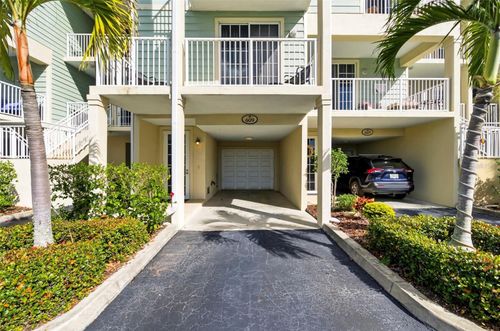 609 Bahia Beach Blvd, RUSKIN, FL, 33570-3055 | Card Image