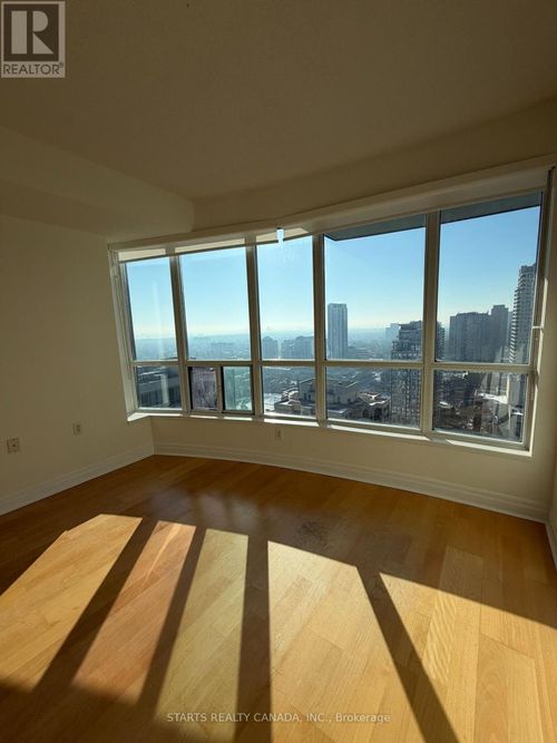 2804-21 Hillcrest Ave, North York, ON, M2N7K2 | Card Image