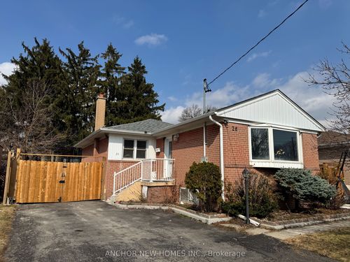 28 Eringate Dr, Etobicoke, ON, M9C3Y7 | Card Image