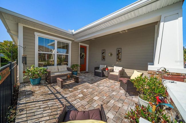 13917 Kingfisher Glen Dr, House other with 2 bedrooms, 3 bathrooms and null parking in LITHIA FL | Image 6