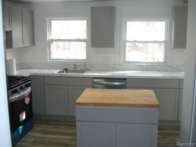 kitchen | Image 6