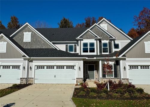 m-4-32088 Tuscan Lane, Avon Lake, OH, 44012 | Card Image