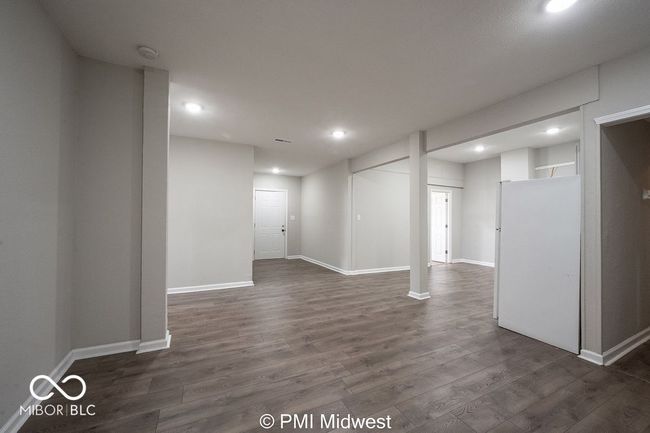 5037 10 Th St, Condo with 3 bedrooms, 1 bathrooms and null parking in Indianapolis IN | Image 5