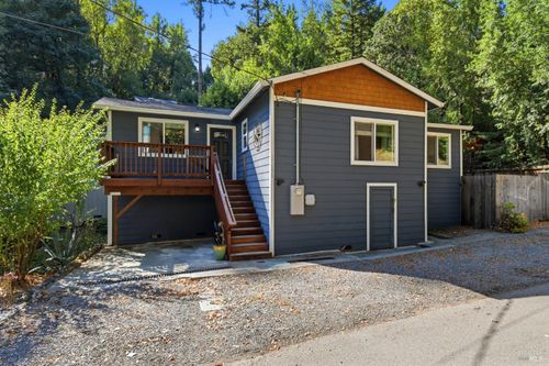 11098 Dell Avenue, Forestville, CA, 95436 | Card Image