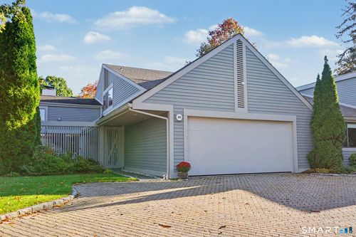 313-313 Harvest Cmns, Westport, CT, 06880-3948 | Card Image