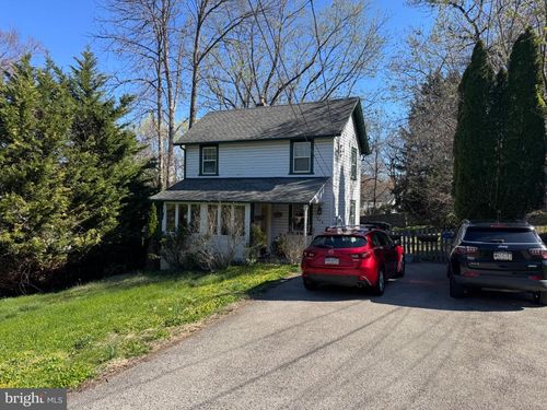 943 Fairview Ave, WAYNE, PA, 19087-2708 | Card Image