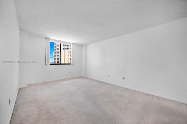 APT-1816 - 540 Brickell Key Dr, Condo with 2 bedrooms, 2 bathrooms and null parking in Miami FL | Image 13
