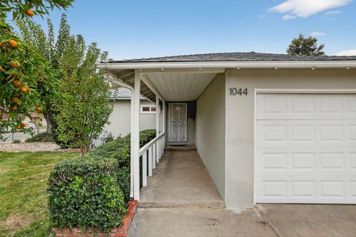 1044 Canna Way, West Sacramento, CA, 95691-3756 | Card Image