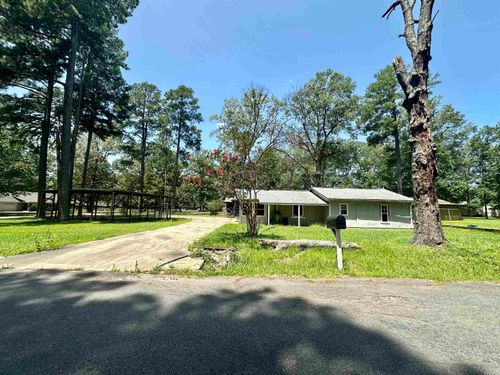 304 Center St, Pine Bluff, AR, 71602-3612 | Card Image