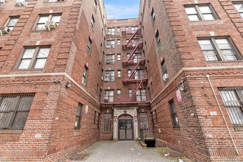 3c-4333 48th St, Sunnyside, NY, 11104-1613 | Card Image
