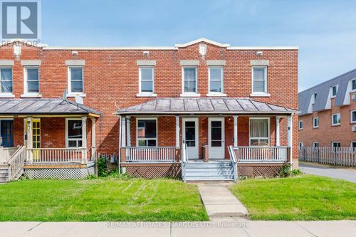 129 1st St W, Cornwall, ON, K6J1C2 | Card Image