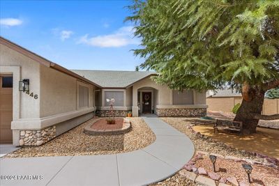 Walkway to front door | Image 3