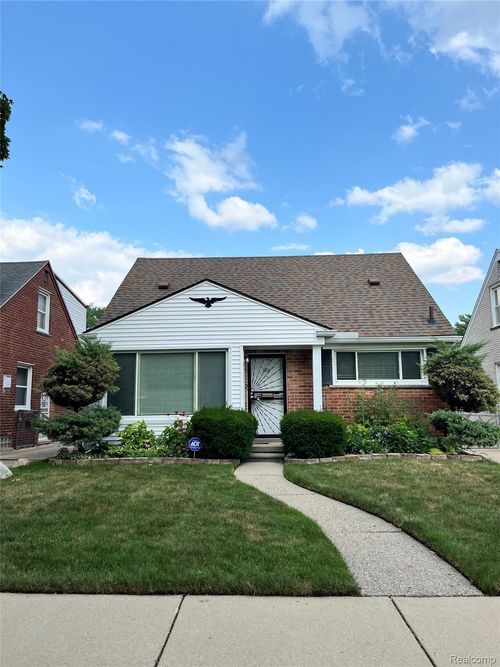 9112 Dixie, Redford, MI, 48239-1516 | Card Image