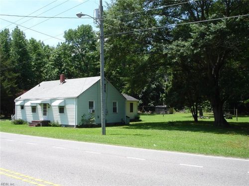 1809 Battlefield Blvd S, Chesapeake, VA, 23322-2166 | Card Image