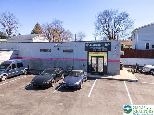 2227 N 3rd Ave, Whitehall, PA, 18052-3921 | Card Image