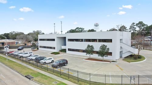401 N College Rd, Lafayette, LA, 70506-4263 | Card Image