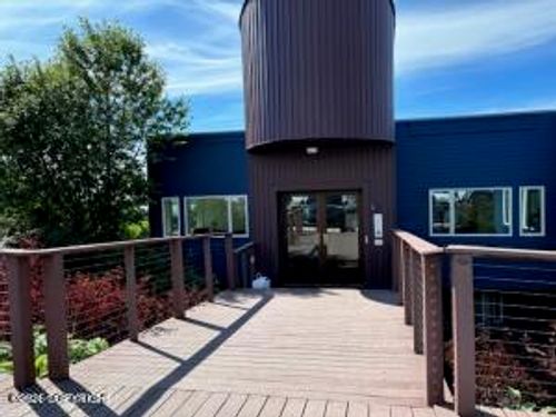 8-1130 W 6th Ave, Anchorage, AK, 99501-1903 | Card Image