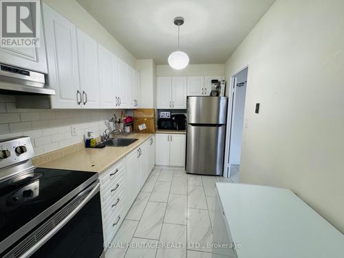 314-1 Massey Sq, Toronto, ON, M4C5L4 | Card Image