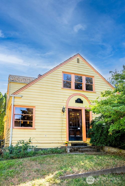 1824 Fairview St Se, Olympia, WA, 98501-3090 | Card Image