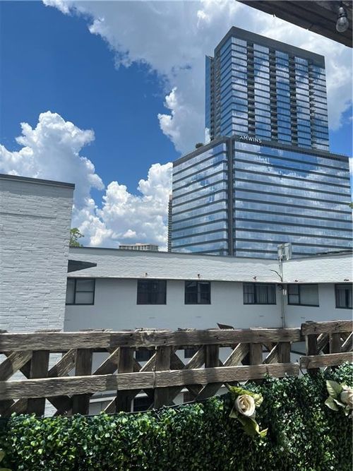 apt-305-3649 Peachtree Rd Ne, Atlanta, GA, 30319-1286 | Card Image