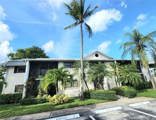 16-935 Ne 199th St, Miami, FL, 33179-3034 | Card Image