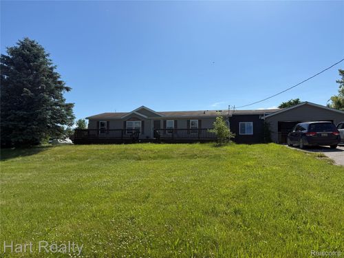 7543 Center Rd, Millington, MI, 48746-9643 | Card Image